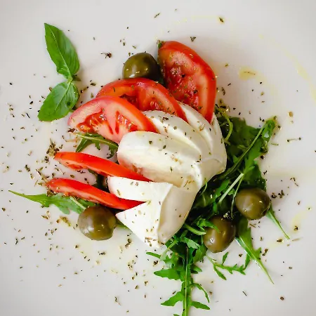 Industria Готель 3*