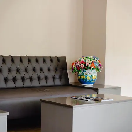 Industria Hotel 3*