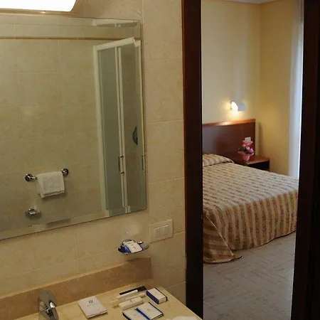 Hotel Industria